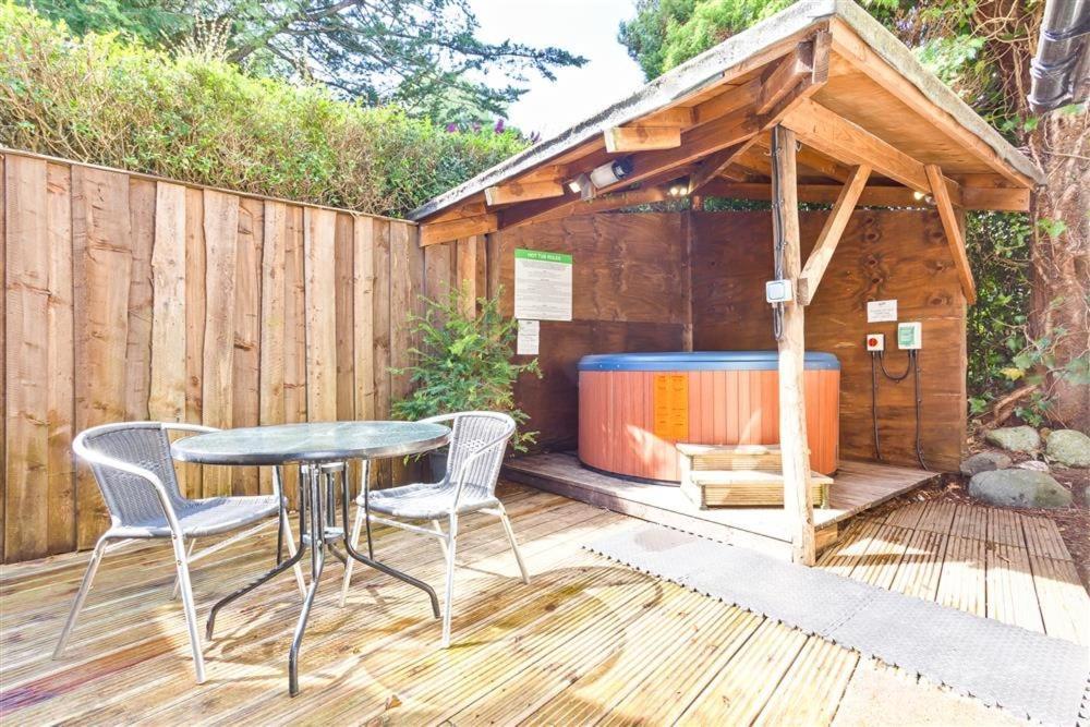 Bridge House With Private Hot Tub, Conistonヴィラ エクステリア 写真